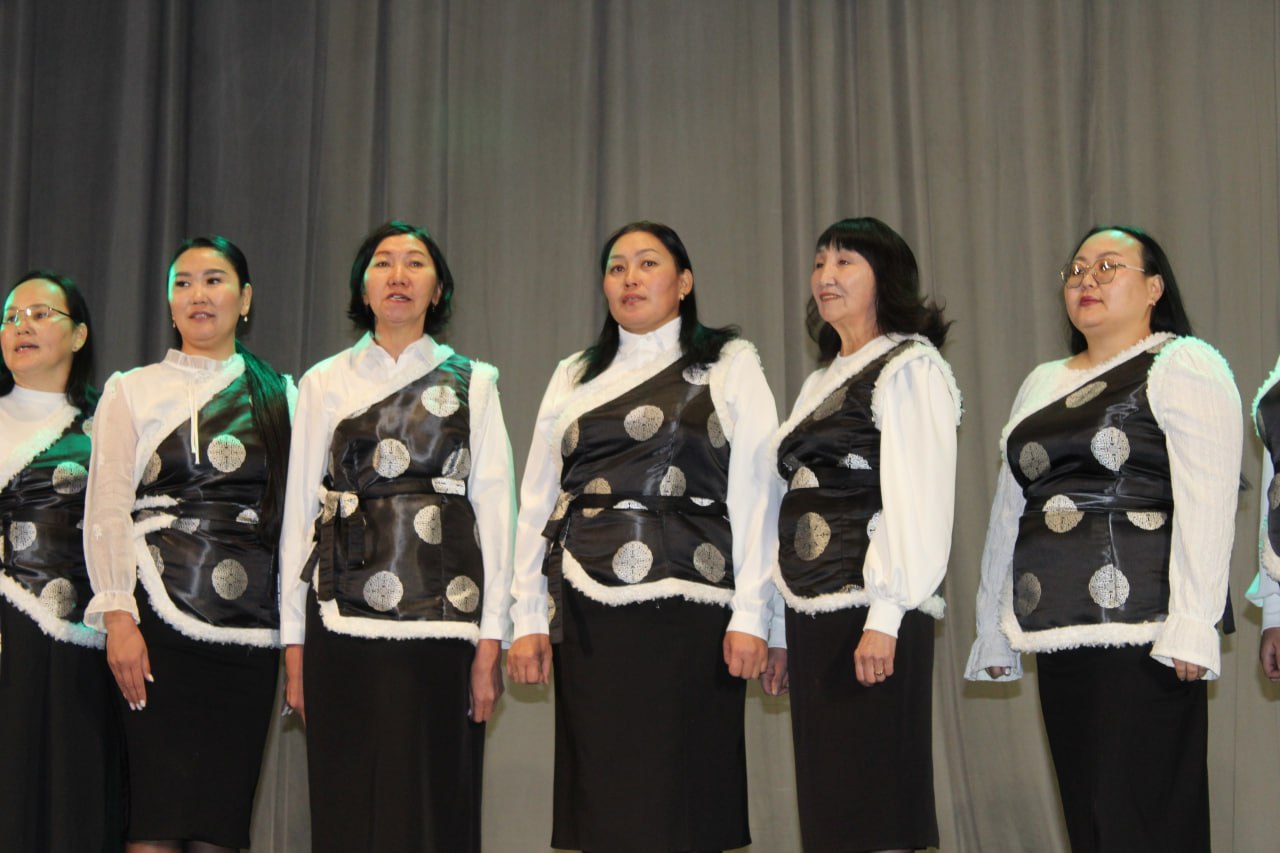 Тувинский технологический техникум отметил 50-летний юбилей Тувинский технологический техникум отметил 50-летний юбилей