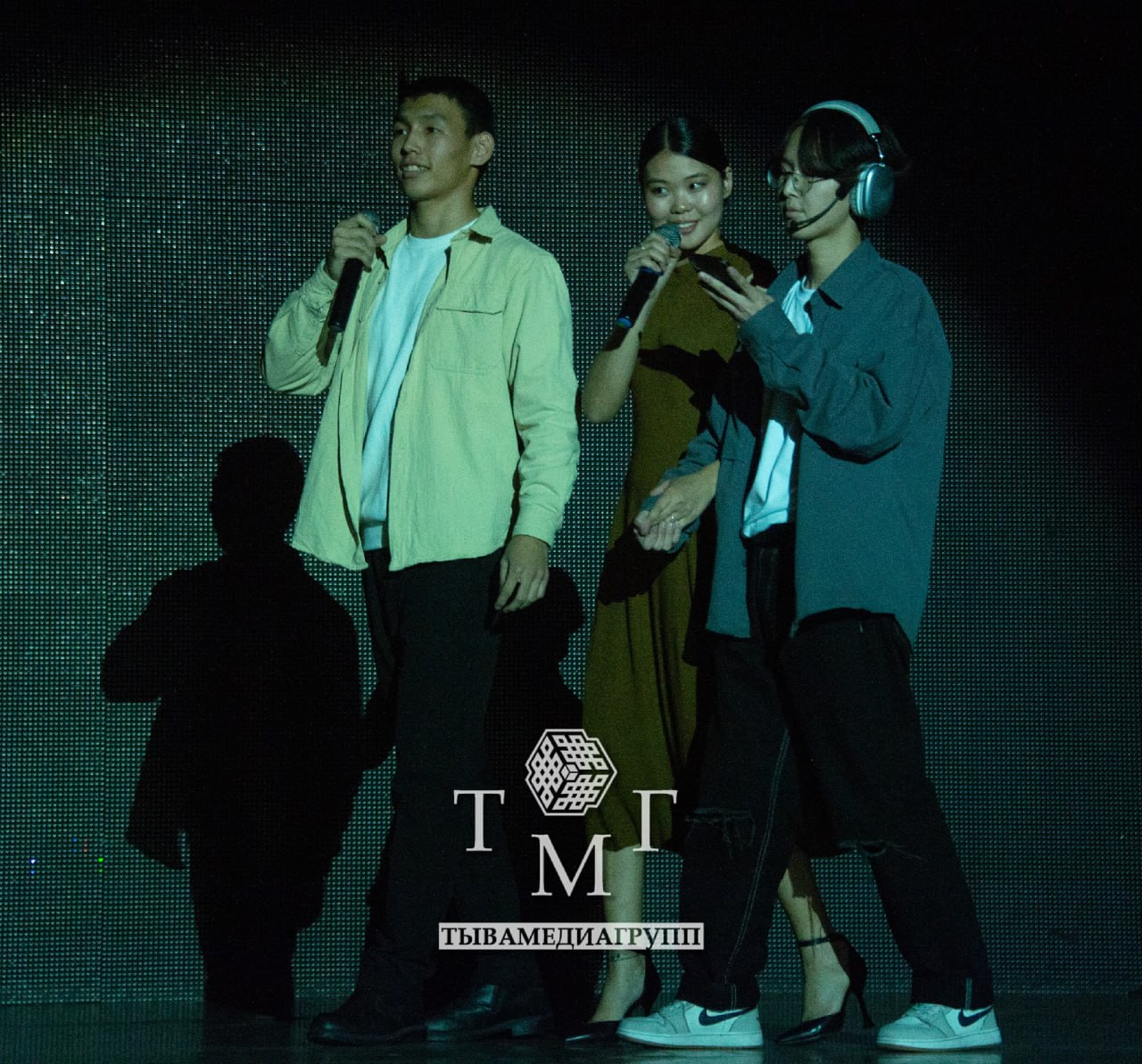 В Кызыле проходит масштабный фестиваль «Богатство России», объединивший более 400 участников В Кызыле проходит масштабный фестиваль «Богатство России», объединивший более 400 участников