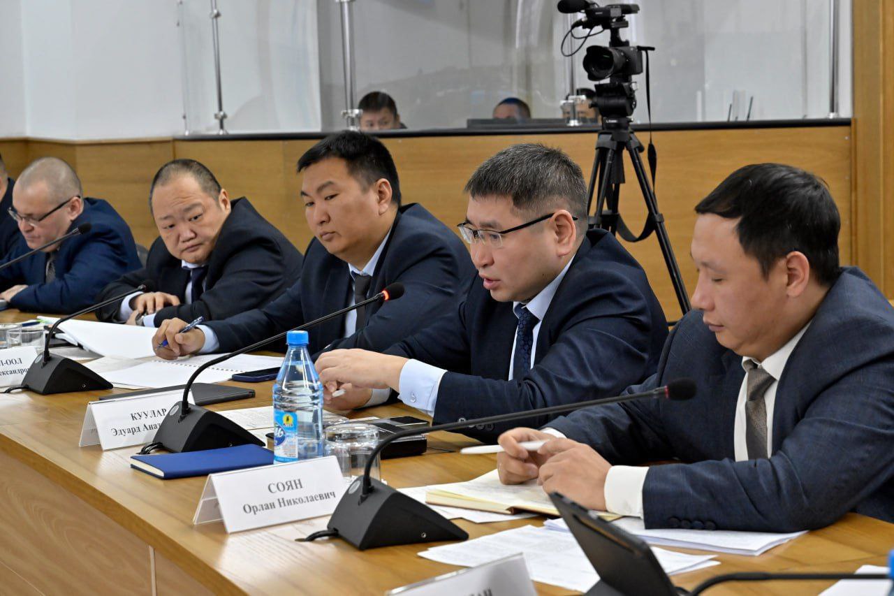 В Туве началась зимовка скота – на зимние пастбища выведено более 960 тысяч голов В Туве началась зимовка скота – на зимние пастбища выведено более 960 тысяч голов