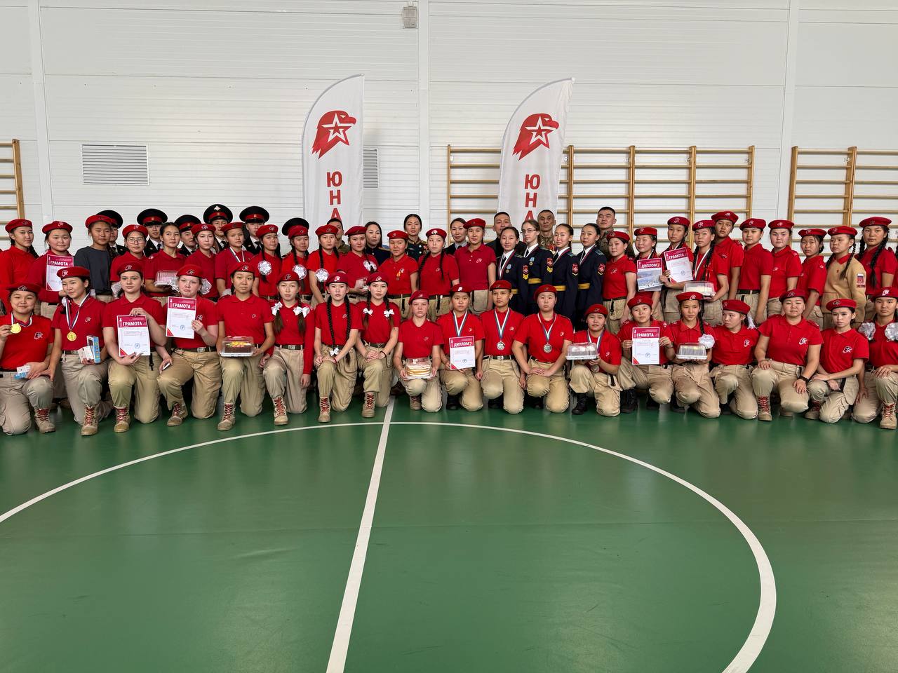 Сотрудник следственного управления приняла участие в конкурсе «Девушки в погонах» Сотрудник следственного управления приняла участие в конкурсе «Девушки в погонах»