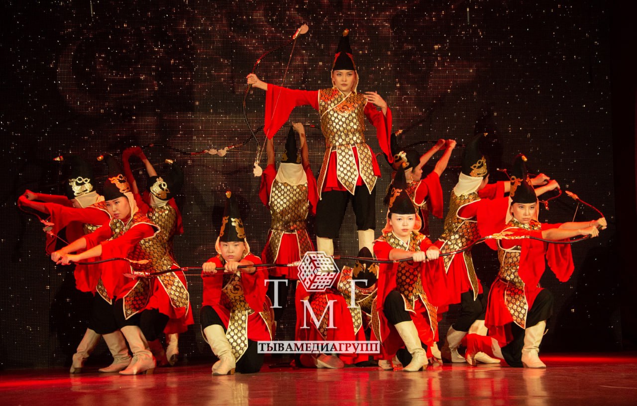 В Кызыле проходит масштабный фестиваль «Богатство России», объединивший более 400 участников