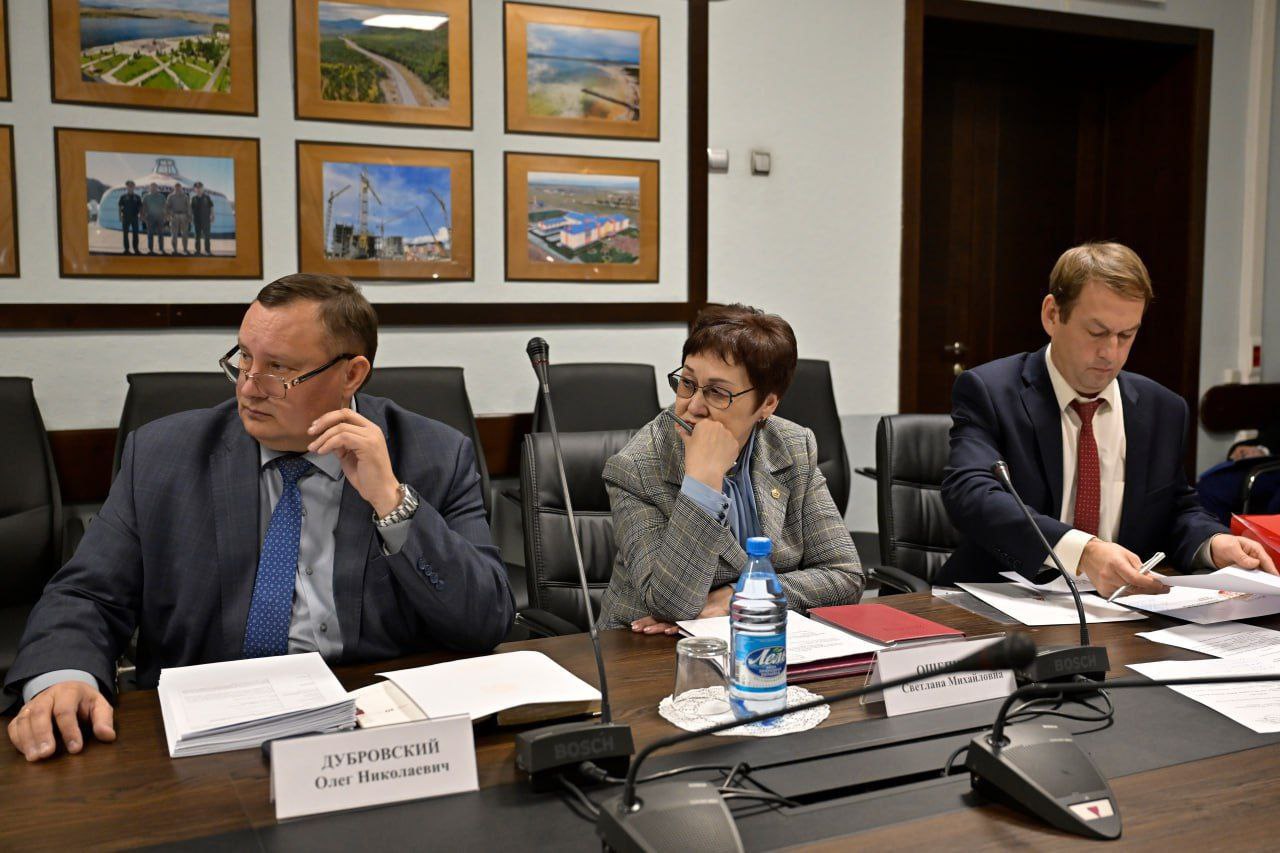 В Туве изучили варианты брендбука IV Международного буддийского форума-2026 В Туве изучили варианты брендбука IV Международного буддийского форума-2026