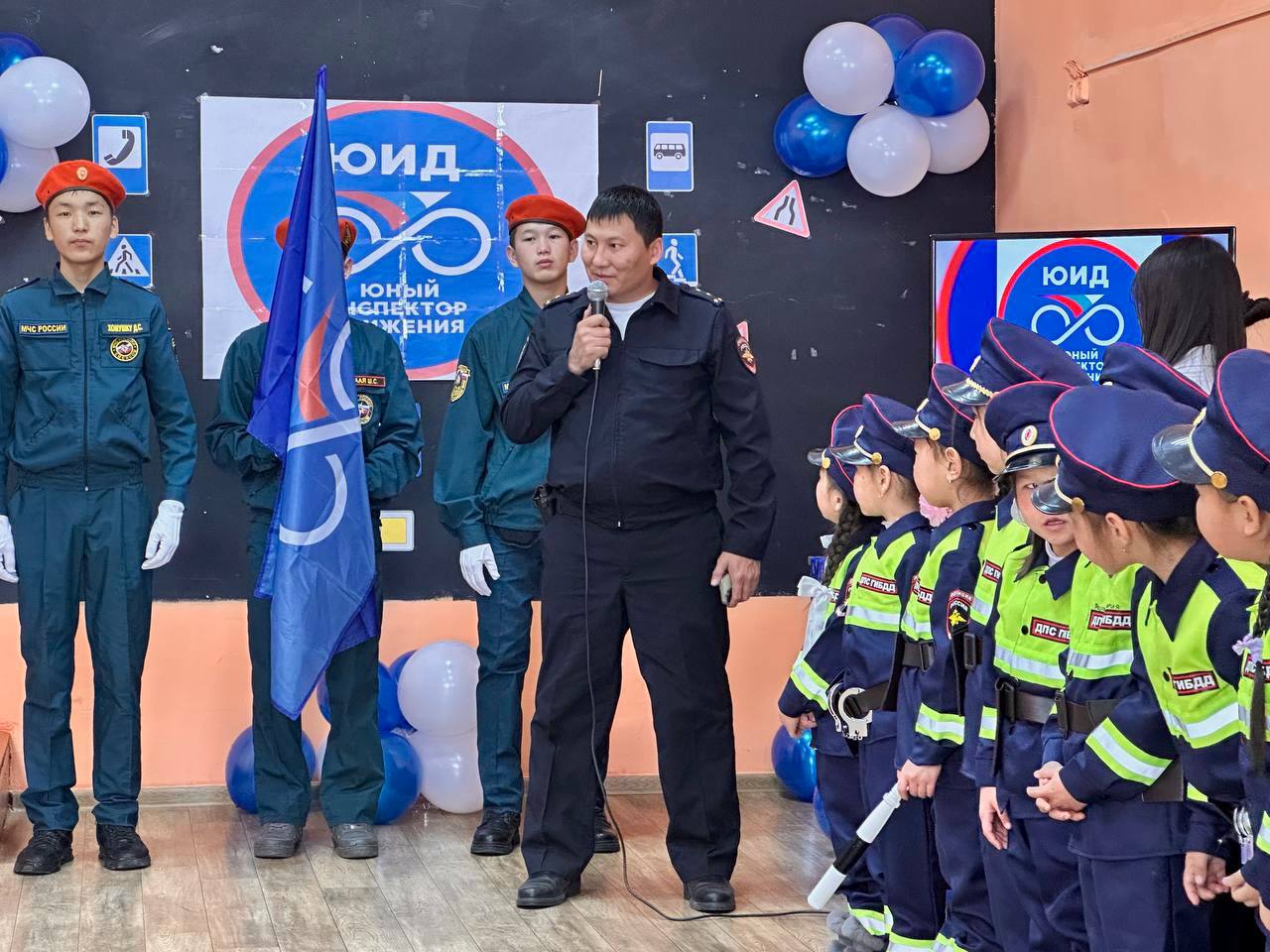 В Эрги-Барлыкской школе Барун-Хемчикского района открыт первый класс ЮИД В Эрги-Барлыкской школе Барун-Хемчикского района открыт первый класс ЮИД