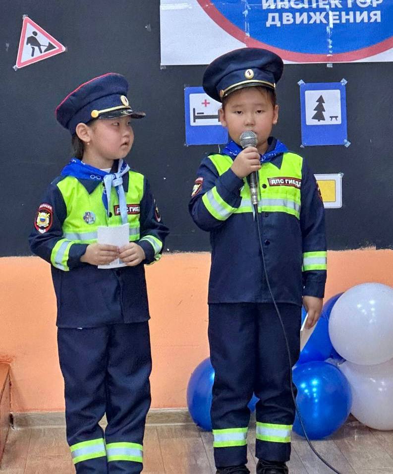 В Эрги-Барлыкской школе Барун-Хемчикского района открыт первый класс ЮИД В Эрги-Барлыкской школе Барун-Хемчикского района открыт первый класс ЮИД