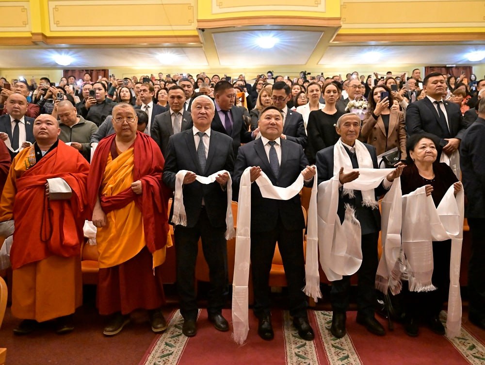 В Туве состоялась интронизация X Камбы-Ламы республики В Туве состоялась интронизация X Камбы-Ламы республики