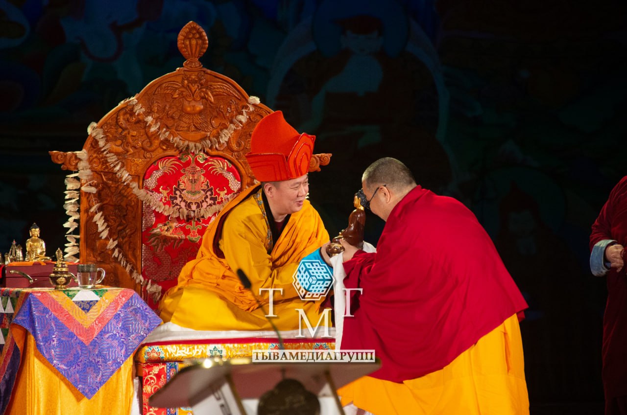 В Кызыле состоялась интронизация X Камбы-ламы В Кызыле состоялась интронизация X Камбы-ламы