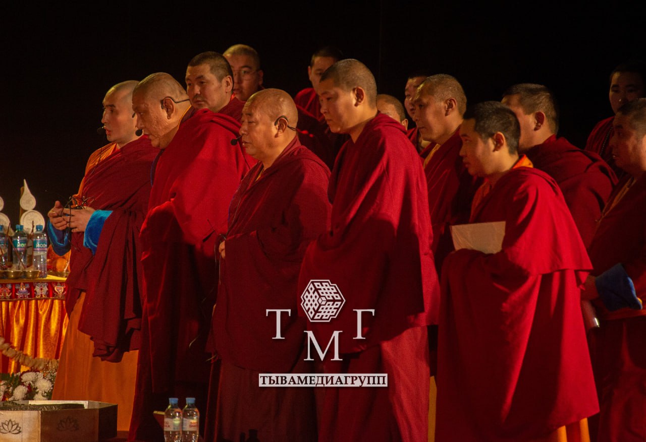 В Кызыле состоялась интронизация X Камбы-ламы В Кызыле состоялась интронизация X Камбы-ламы