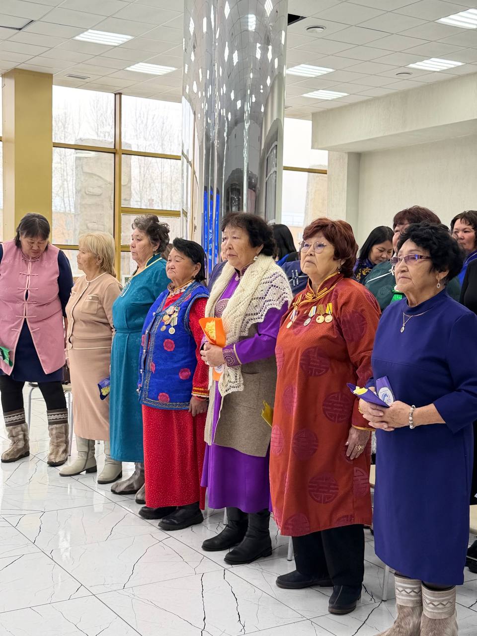 Сквозь боль и гордость: памятные медали для матерей героев Сквозь боль и гордость: памятные медали для матерей героев