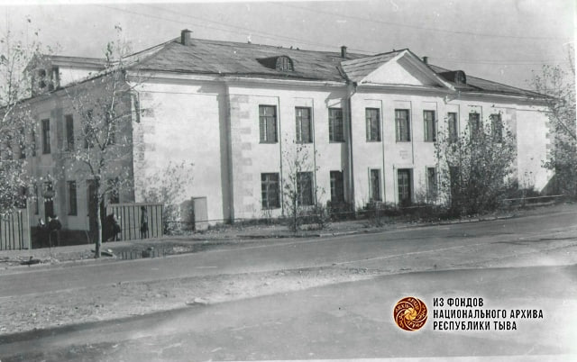 Жители Чеди-Хольского района передали гуманитарную помощь для военных Жители Чеди-Хольского района передали гуманитарную помощь для военных