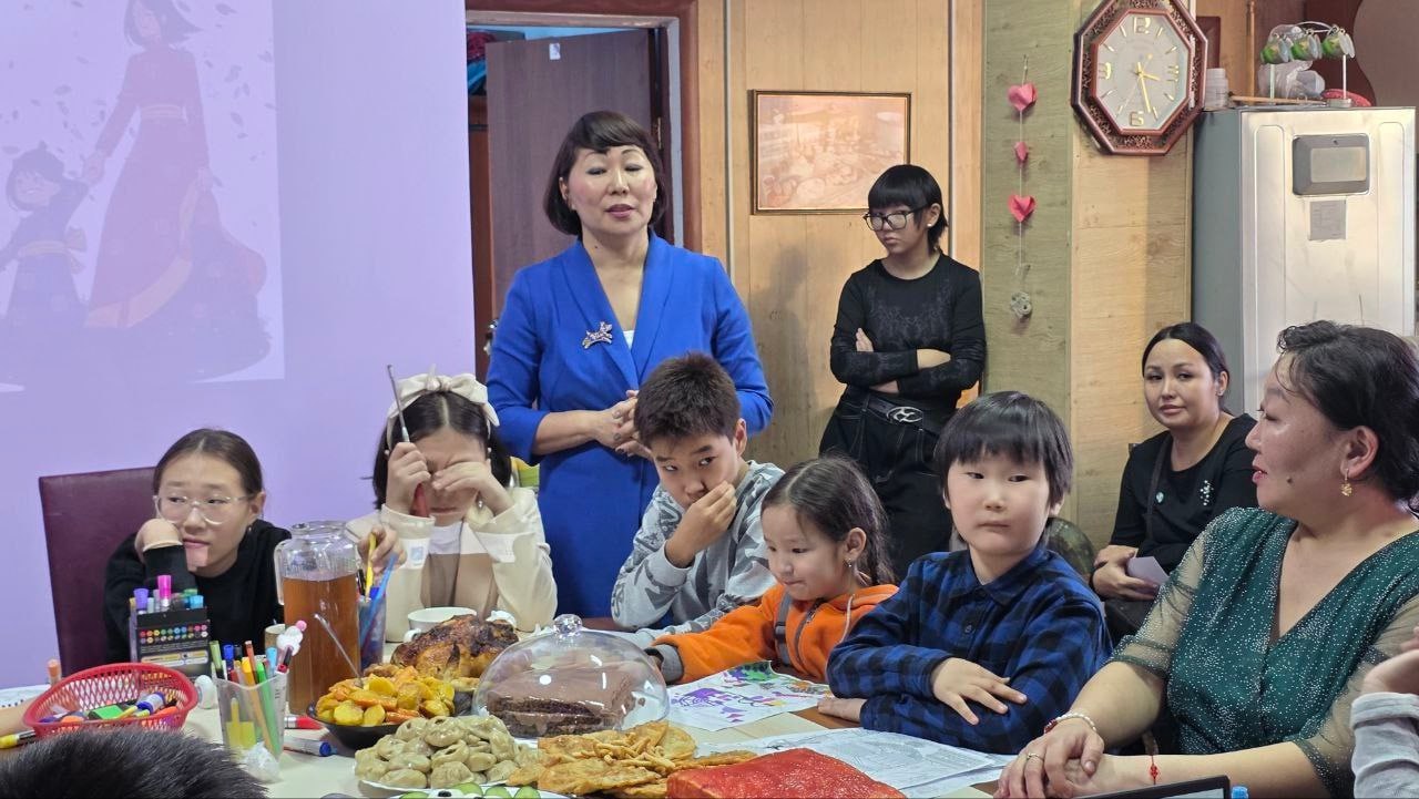 В Кызыле прошел семейный праздник для мам и детей В Кызыле прошел семейный праздник для мам и детей