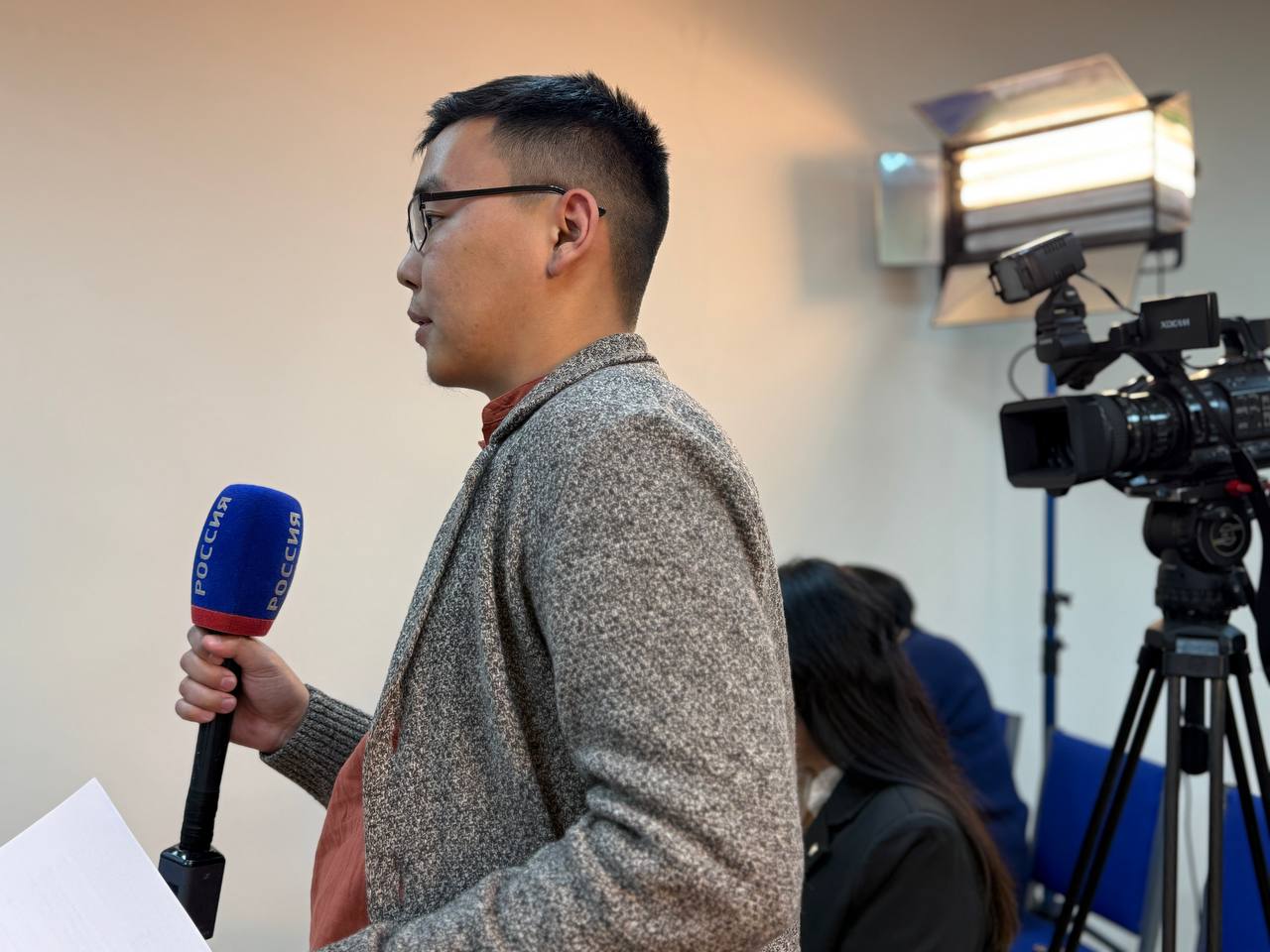 Сегодня на базе ГТРК «Тыва» состоялась пресс-конференция по вопросам противодействия коррупции Сегодня на базе ГТРК «Тыва» состоялась пресс-конференция по вопросам противодействия коррупции