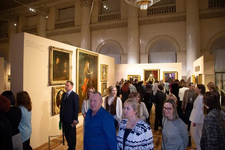 В Эрмитаже при поддержке ВТБ открылась выставка «Искусство портрета. Личность и эпоха» В Эрмитаже при поддержке ВТБ открылась выставка «Искусство портрета. Личность и эпоха»