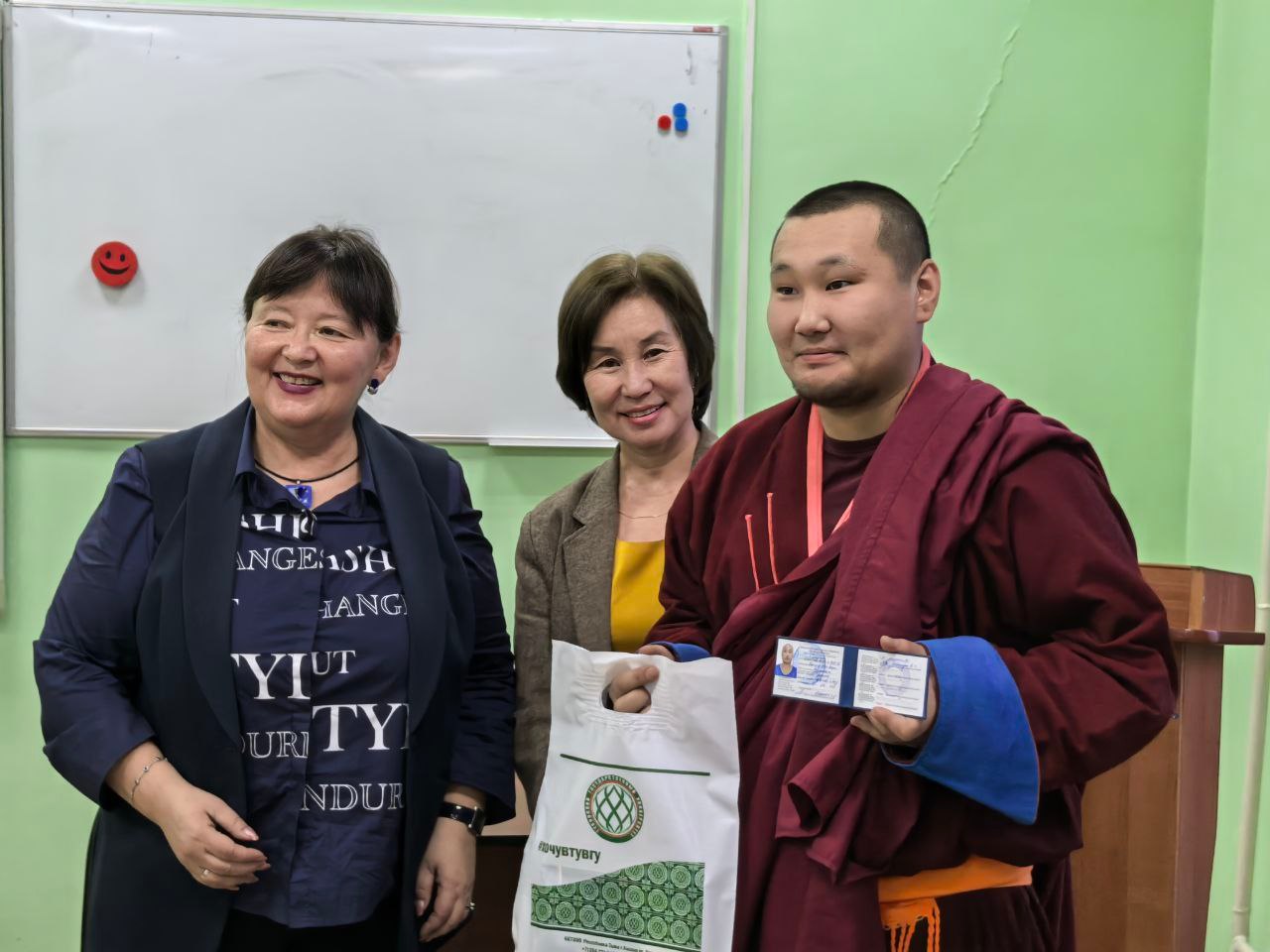 Тувинский университет запустил новую программу по буддизму Тувинский университет запустил новую программу по буддизму