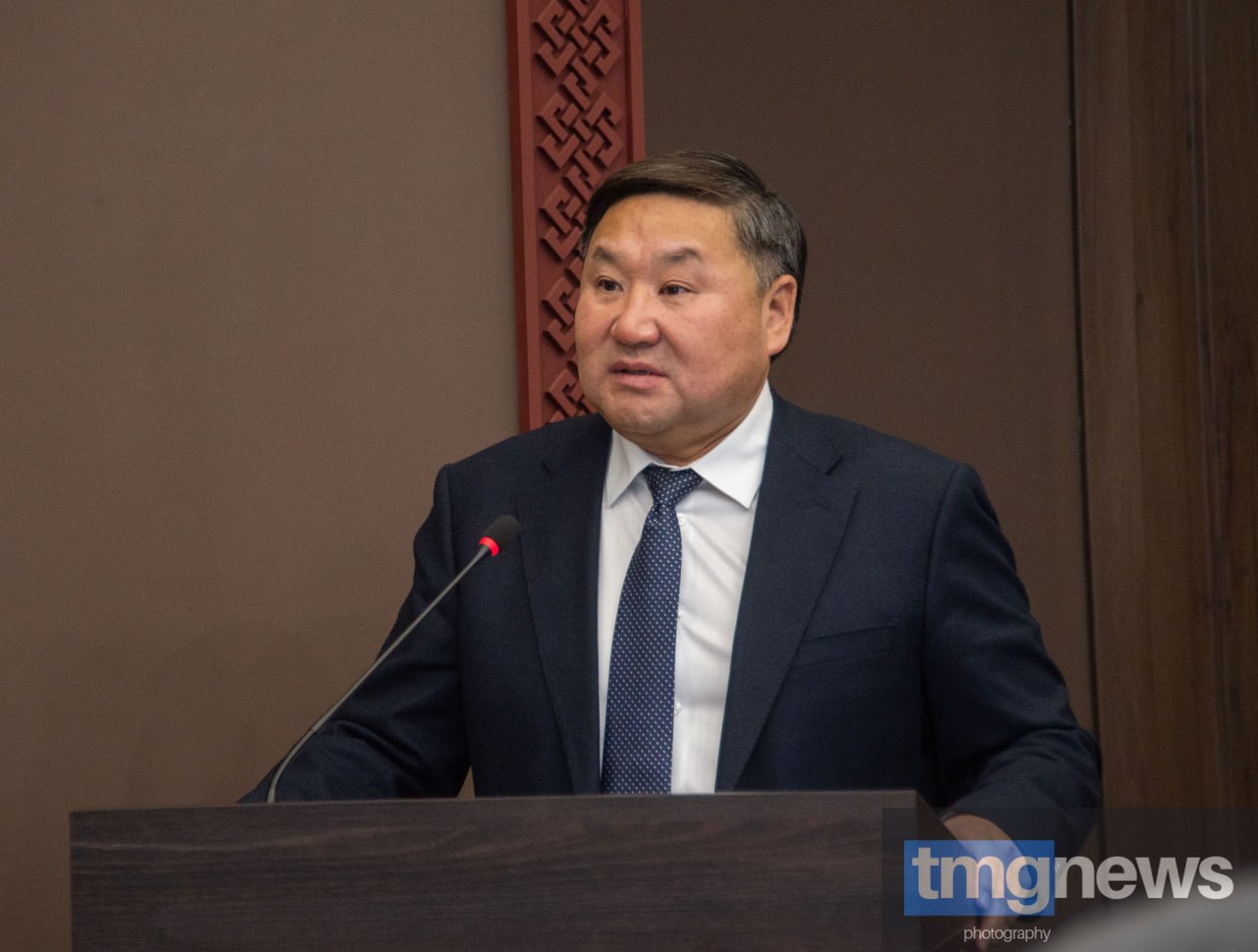 В Туве представили нового прокурора республики Евгения Ботвинкина В Туве представили нового прокурора республики Евгения Ботвинкина