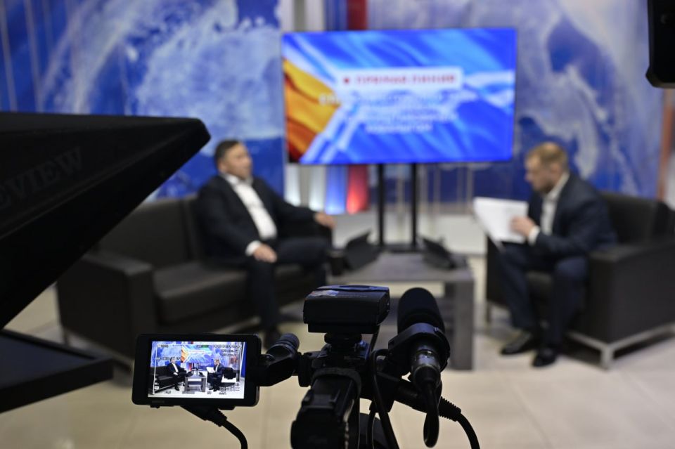 На данный момент прямую трансляцию Главы РТ смотрят 845 человек