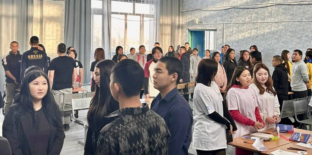 В Дзун-Хемчикском районе сотрудники полиции провели конкурс «Знатоки права» в Тувинском технологическом техникуме города Чадан В Дзун-Хемчикском районе сотрудники полиции провели конкурс «Знатоки права» в Тувинском технологическом техникуме города Чадан