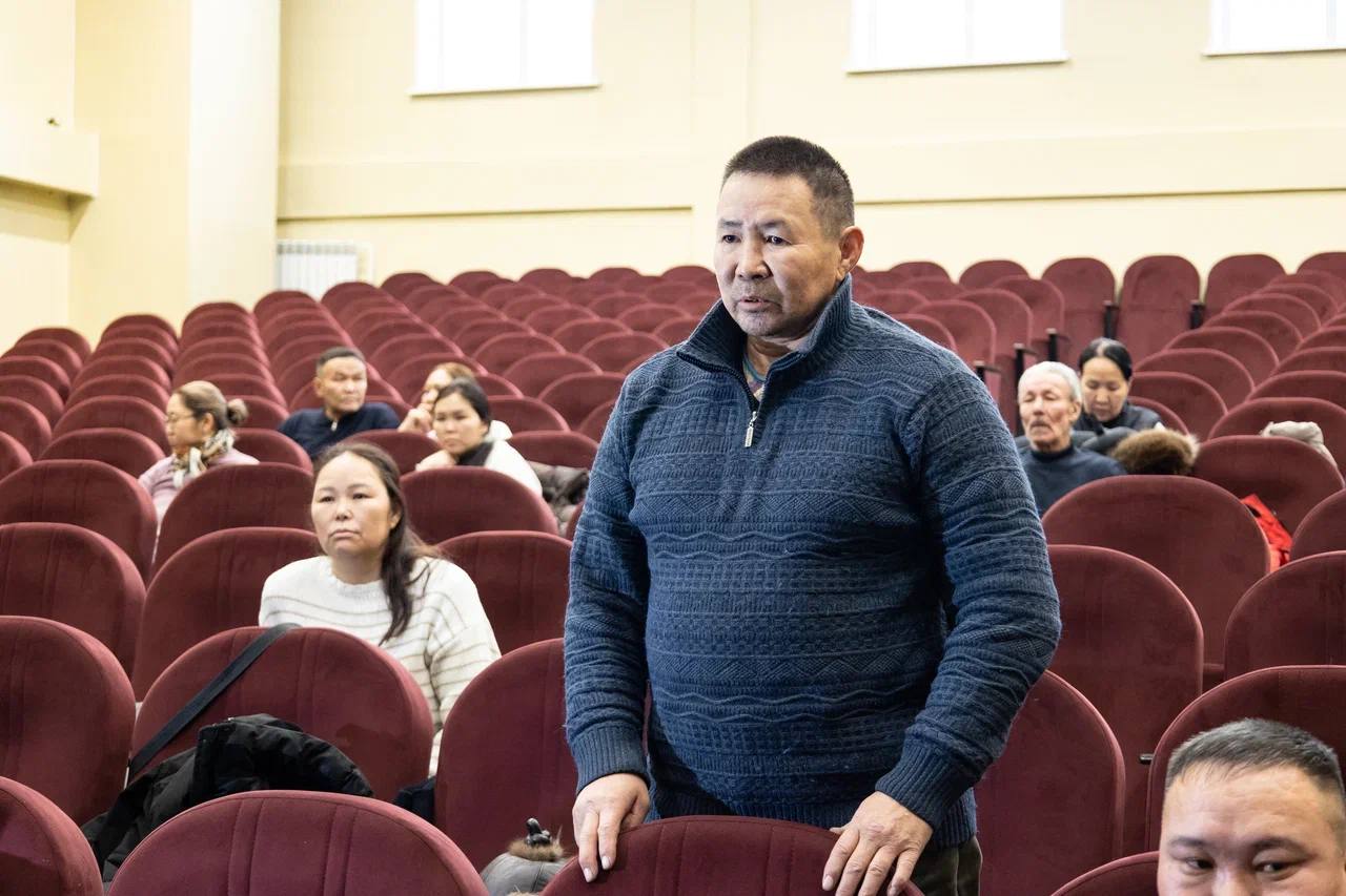 Жители Вавилинского затона обсудили актуальные проблемы Жители Вавилинского затона обсудили актуальные проблемы