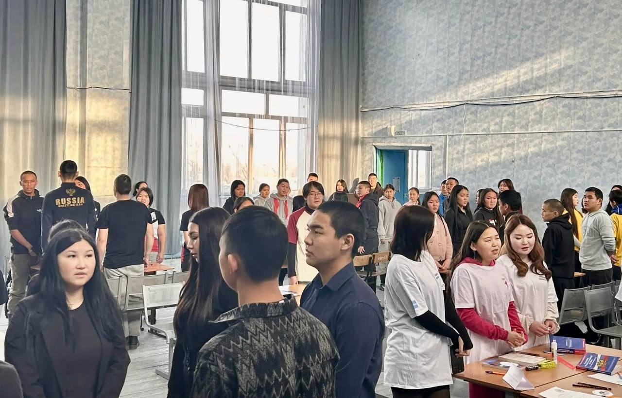 В Тувинском технологическом техникуме города Чадана прошел конкурс «Знатоки права» В Тувинском технологическом техникуме города Чадана прошел конкурс «Знатоки права»