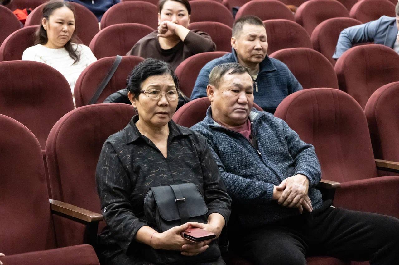 Жители Вавилинского затона обсудили актуальные проблемы Жители Вавилинского затона обсудили актуальные проблемы