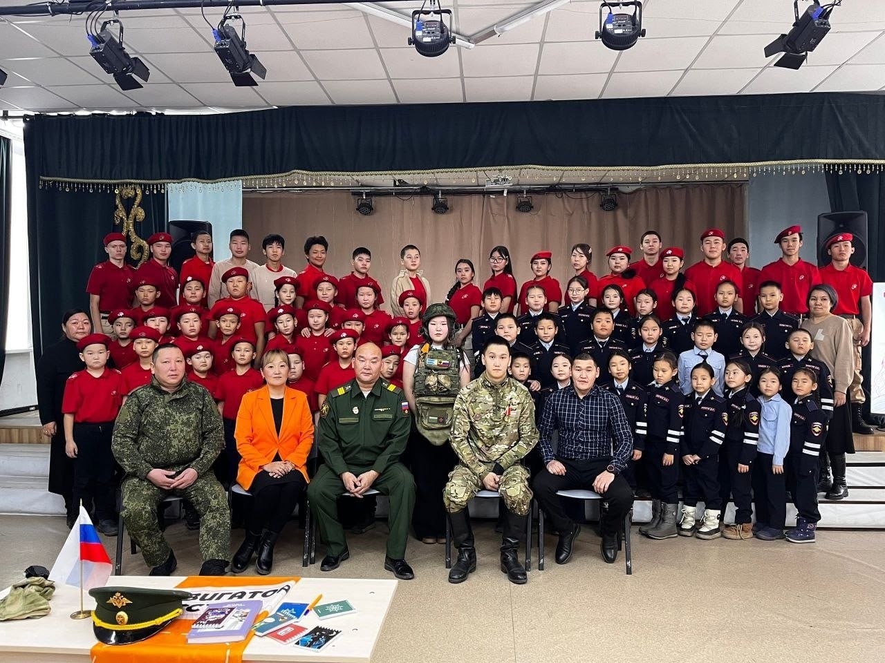 Шагонарские ветераны СВО проводят встречи с учащимися Шагонарские ветераны СВО проводят встречи с учащимися