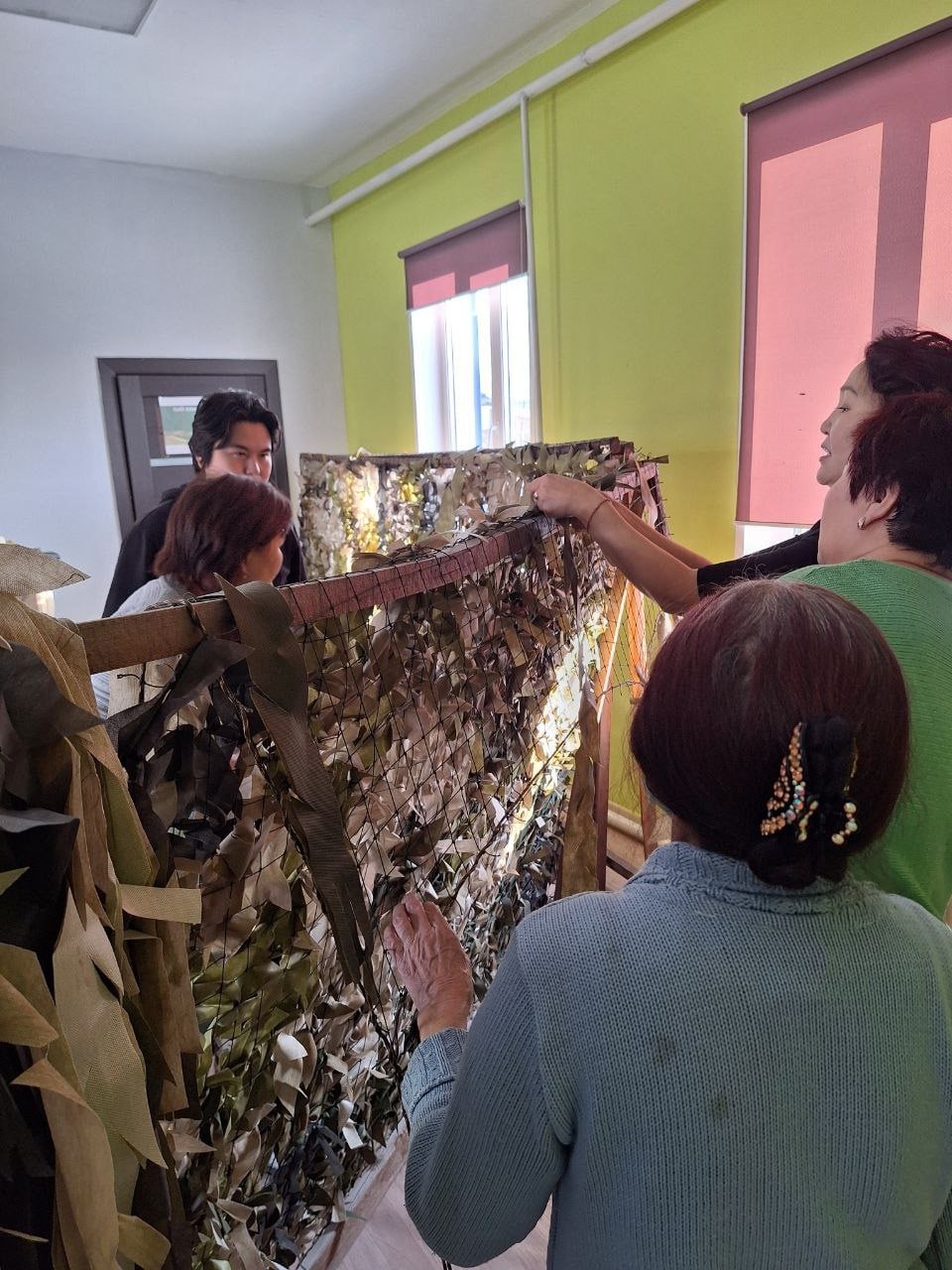 Пий-Хемский район отправил новогоднюю гуманитарную помощь для участников СВО Пий-Хемский район отправил новогоднюю гуманитарную помощь для участников СВО