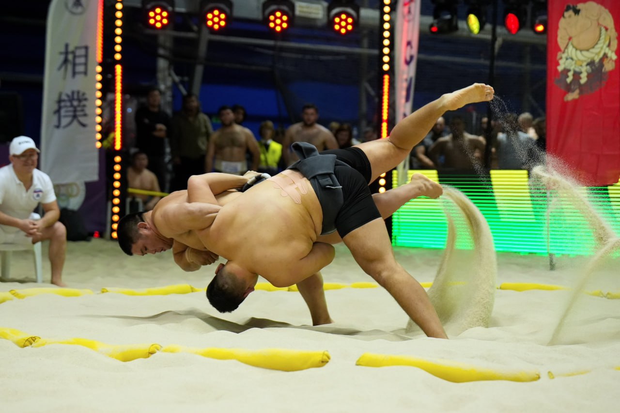 Тувинские сумотори успешно выступили на международных соревнованиях «Кубок Содружества» Тувинские сумотори успешно выступили на международных соревнованиях «Кубок Содружества»