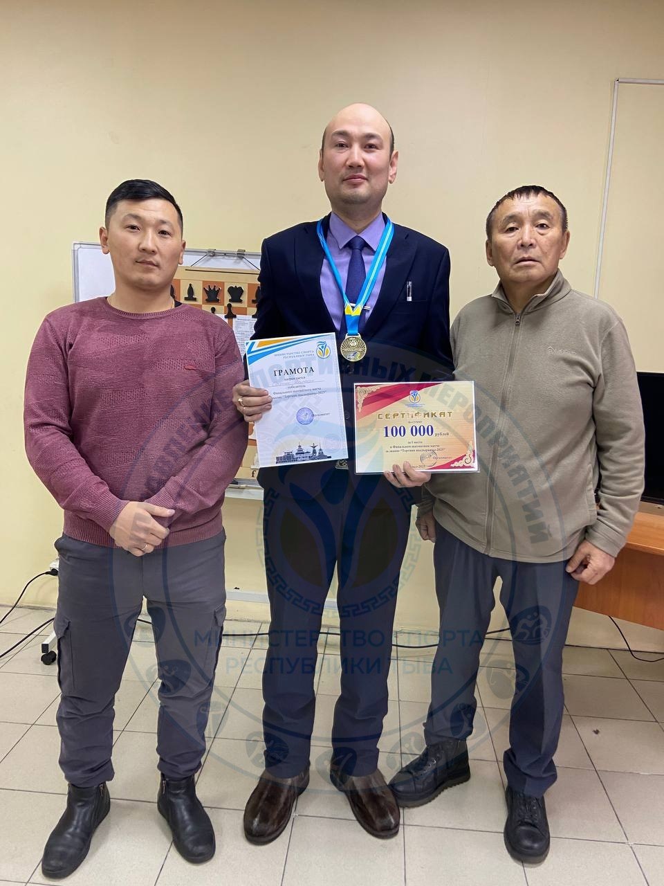 Долаан Салчак стал обладателем титула «Тергиин шыдыраачы-2025» Долаан Салчак стал обладателем титула «Тергиин шыдыраачы-2025»