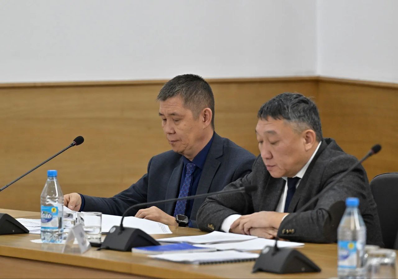 Глава Тувы провел заседание Координационного совета по транспорту МАСС Глава Тувы провел заседание Координационного совета по транспорту МАСС