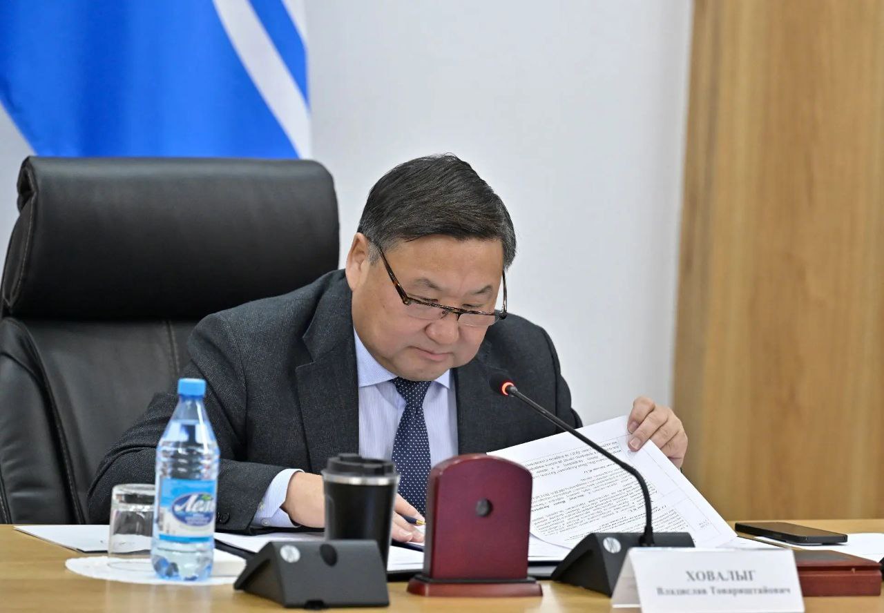 Глава Тувы провел заседание Координационного совета по транспорту МАСС Глава Тувы провел заседание Координационного совета по транспорту МАСС