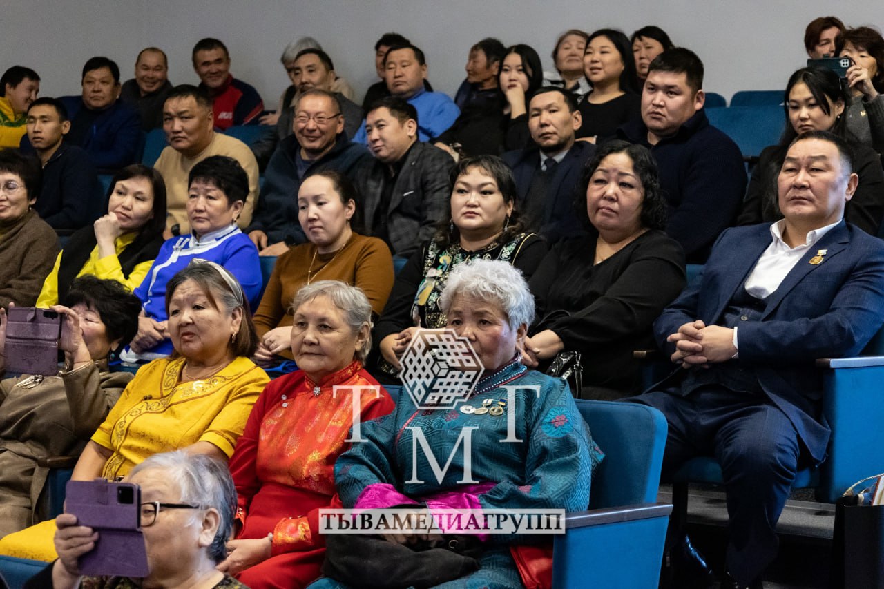 В Бай-Хааке открыт современный Дом культуры В Бай-Хааке открыт современный Дом культуры