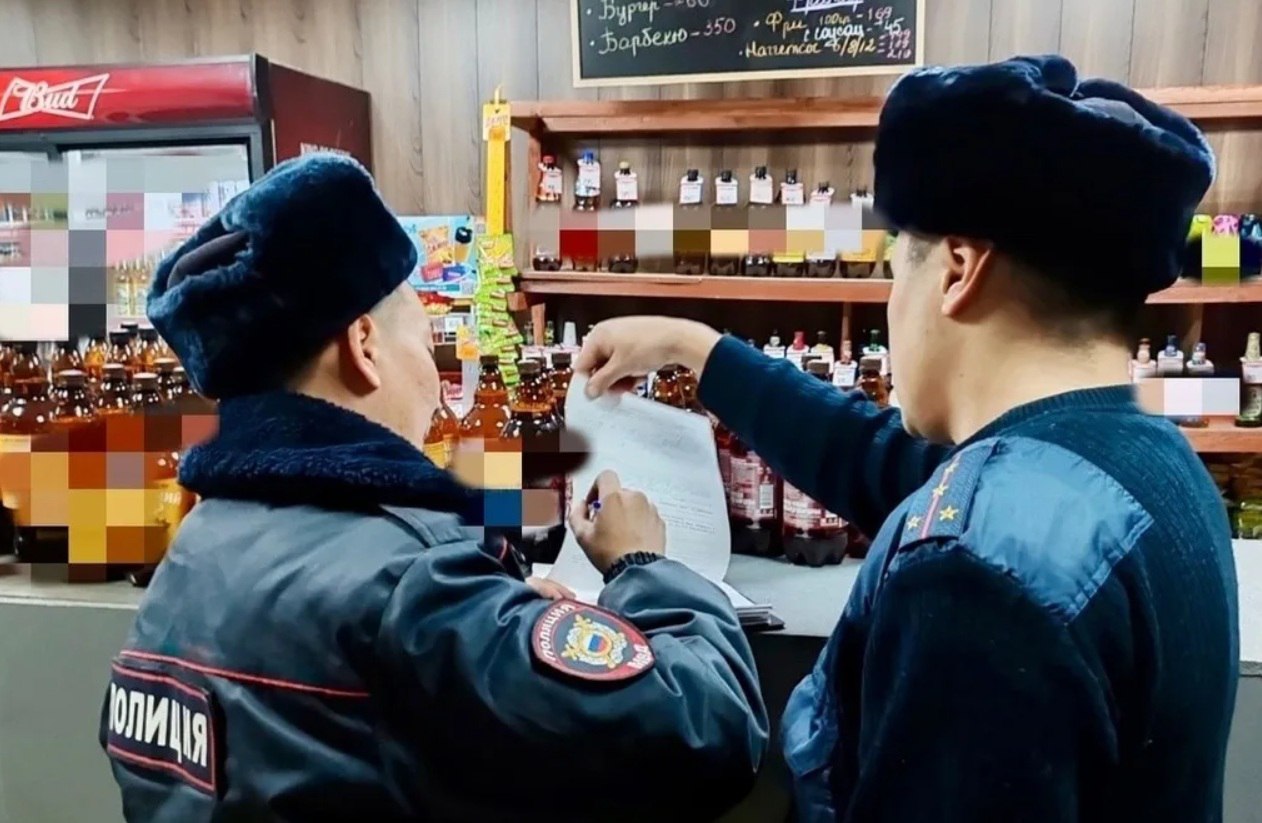 1 В столице Тувы ввели полный запрет на продажу алкоголя на новогодние каникулы