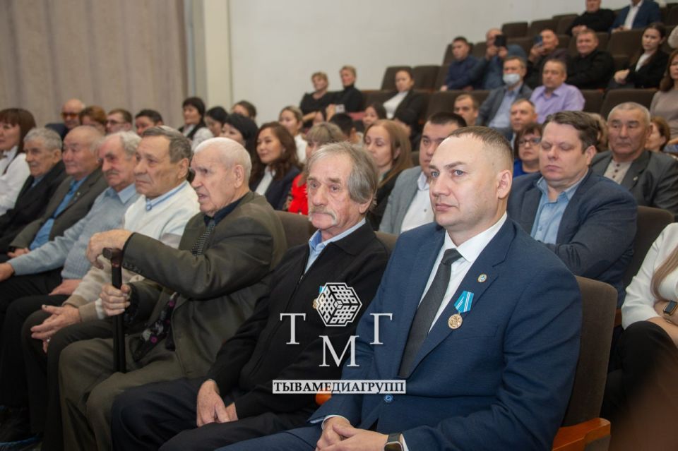 �������� ��� ���, ��� ���� �������������: � ���� ������������� ���� ��������� �������������� ��������������