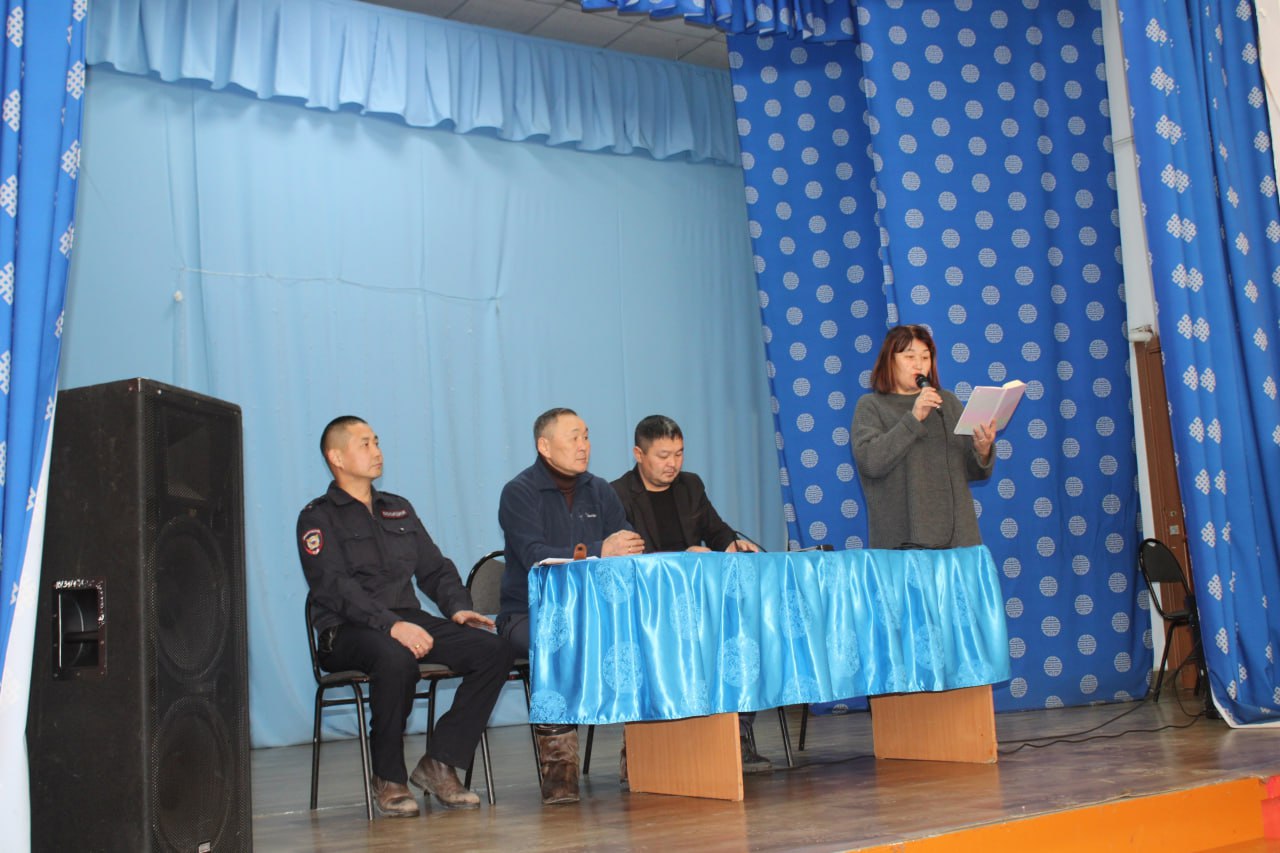 В селе Кызыл-Хая Монгун-Тайгинского района состоялся сход граждан В селе Кызыл-Хая Монгун-Тайгинского района состоялся сход граждан