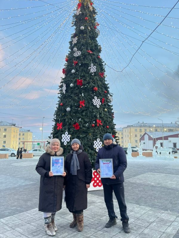 Ак-Довуракта «дош тоол». Ак-Довурак хоорайны кол шивизини чанында дош-биле кылган совет мультфильмнерни болгаш тоолдар маадырларыны дрзлерни кылганын чагырга чери дынаткан