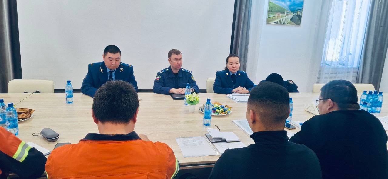 По поручению прокурора республики Ботвинкина Евгения Борисовича организована проверка соблюдения прав работников предприятия По поручению прокурора республики Ботвинкина Евгения Борисовича организована проверка соблюдения прав работников предприятия