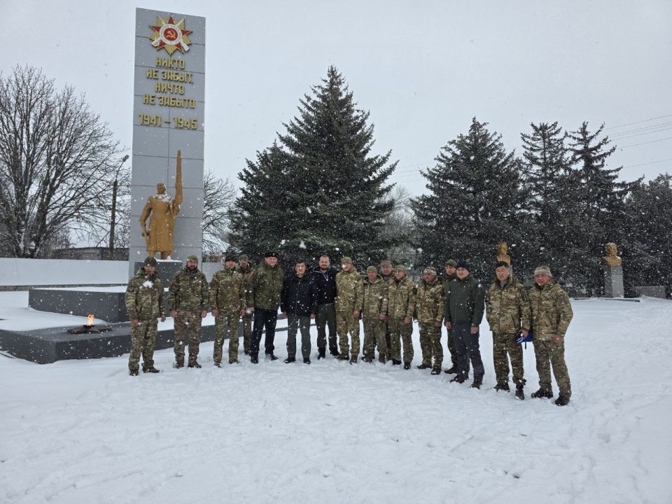 Спецпредставитель Главы Тувы навестил военнослужащих республики в зоне СВО накануне Нового года