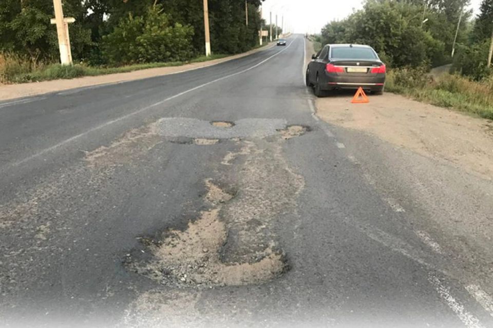 Женщина выиграла почти 800 тысяч у дорожников за аварийную ситуацию на трассе