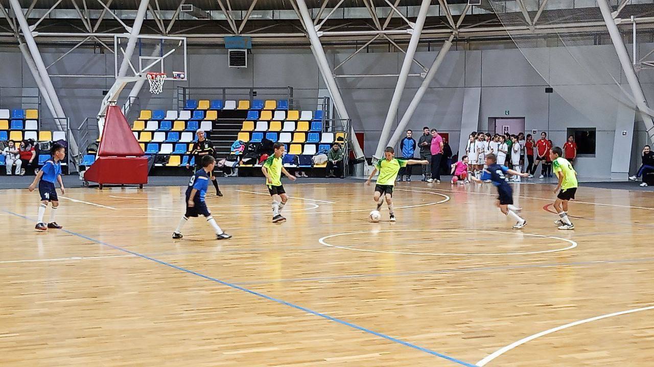 В Туве стартовал региональный этап всероссийского проекта «Футбол в школе» В Туве стартовал региональный этап всероссийского проекта «Футбол в школе»