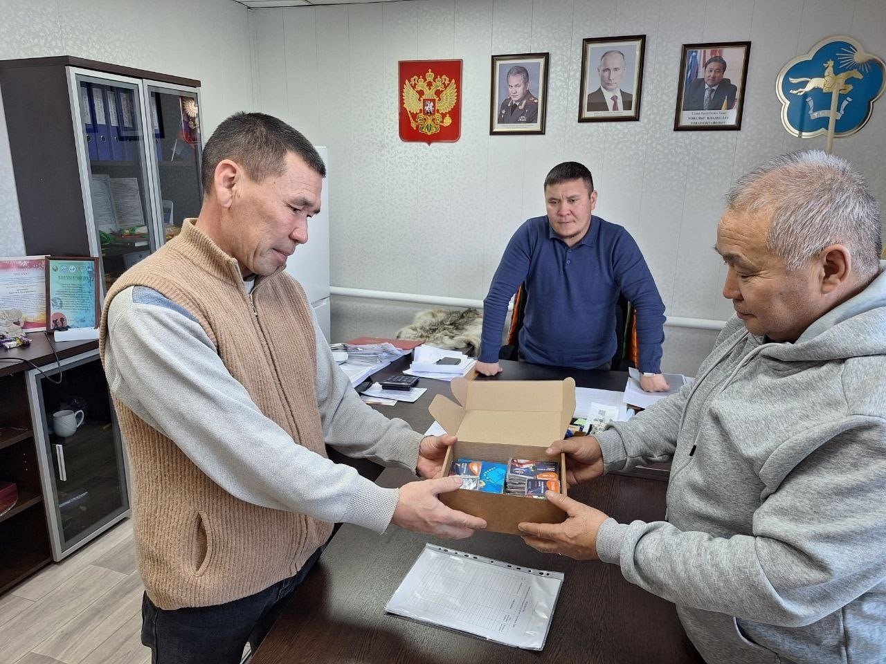 Министр сельского хозяйства Тувы проверил работу соцобъектов, дорог и ТЭЦ в Чеди-Хольском районе Министр сельского хозяйства Тувы проверил работу соцобъектов, дорог и ТЭЦ в Чеди-Хольском районе