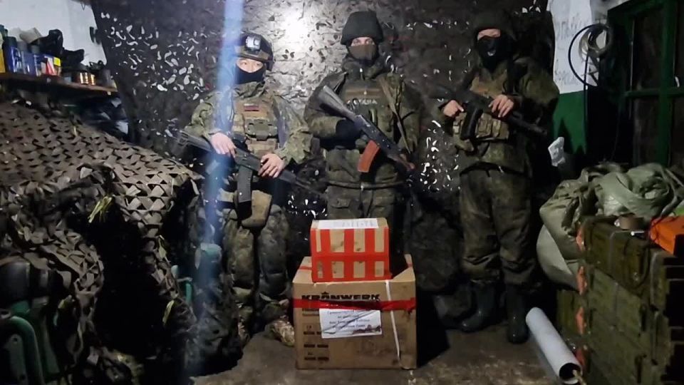 Бойцы 55-й бригады поблагодарили учеников и учителей школы №2 с. Сарыг-Сеп Каа-Хемского района за предоставленные техническое средства