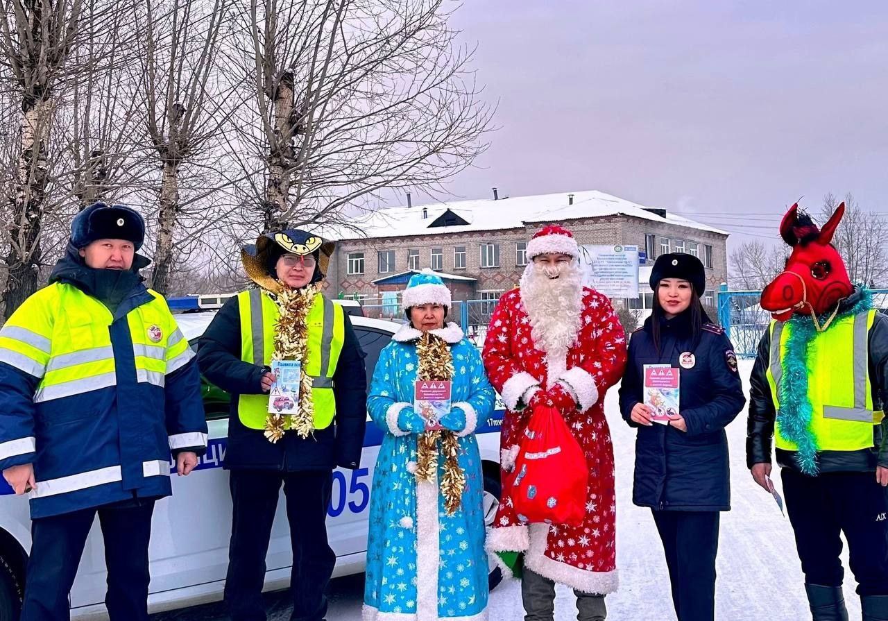 В Туве на школьных каникулах для детей организовано более 300 досуговых центров В Туве на школьных каникулах для детей организовано более 300 досуговых центров