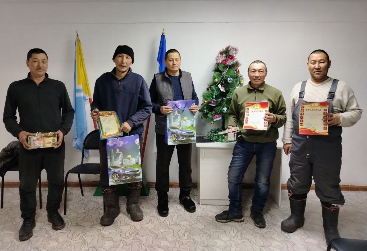 Ишкин суму чагыргазы эр чонну амыдыралды кадык овур-хевиринче кыйгырган "Бильярдты сылдыстары" деп маргылдааны эрттиргенин чагырга чери дынаткан