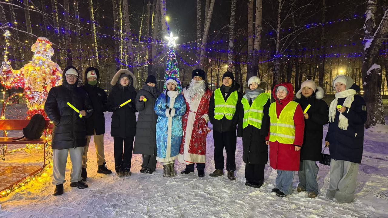 На дорогах Кызыла рейдует «Новогодний патруль ДПС» На дорогах Кызыла рейдует «Новогодний патруль ДПС»