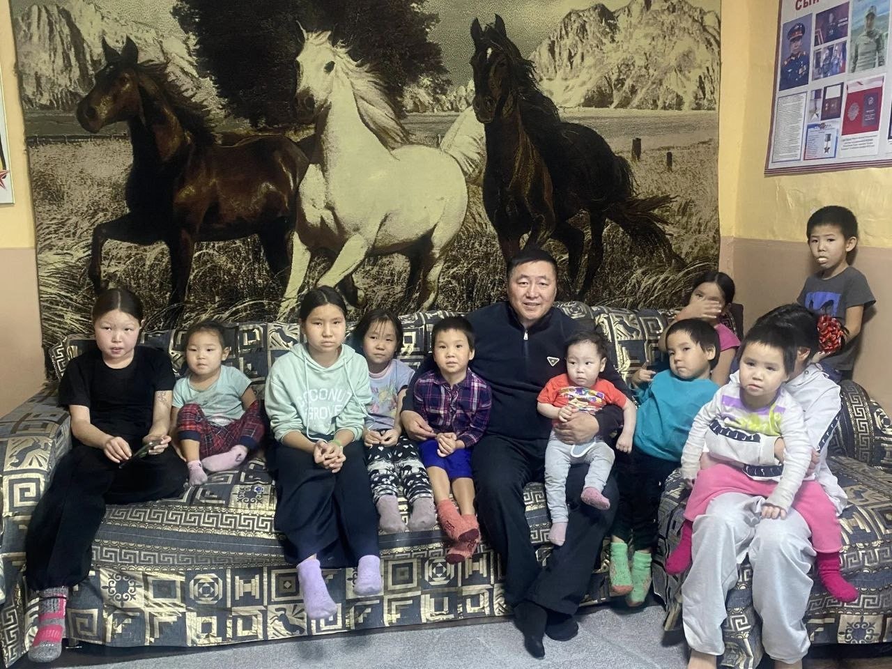 Министр по делам молодежи Тувы в ходе командировки в Танды обсудил вопросы патриотического воспитания молодежи Министр по делам молодежи Тувы в ходе командировки в Танды обсудил вопросы патриотического воспитания молодежи