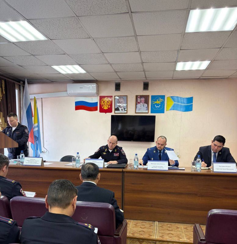 Министр внутренних дел по Республике Тыва генерал-майор полиции Юрий Завьялов подвел итоги оперативно-служебной деятельности УМВД России по г. Кызылу за 2025 год