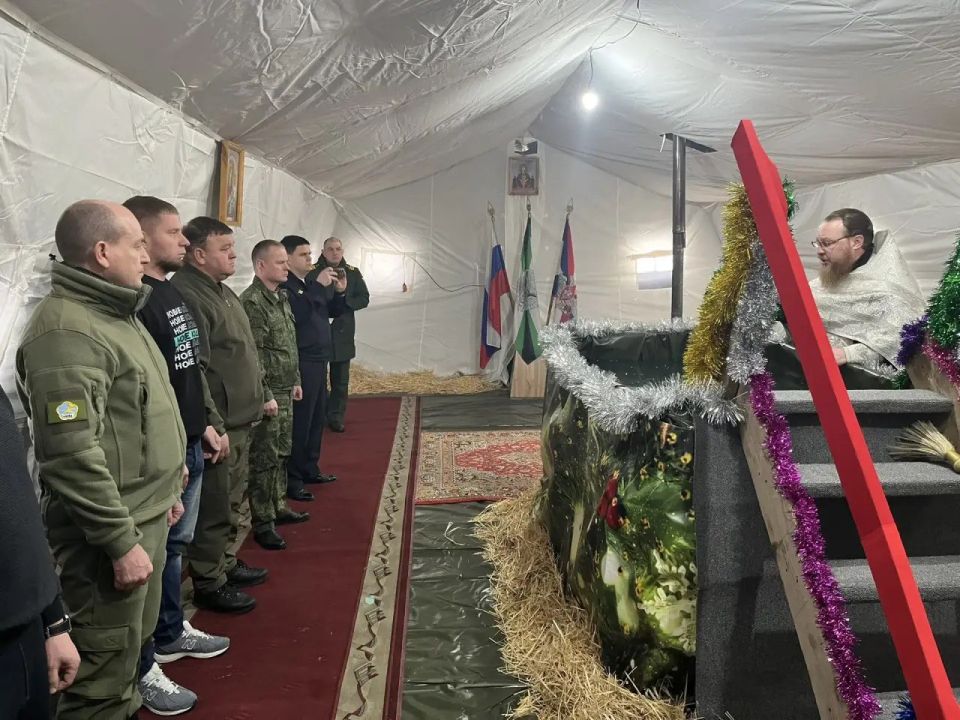 Министр внутренних дел по Республике Тыва Юрий Завьялов поздравил православных верующих с Крещением Господним