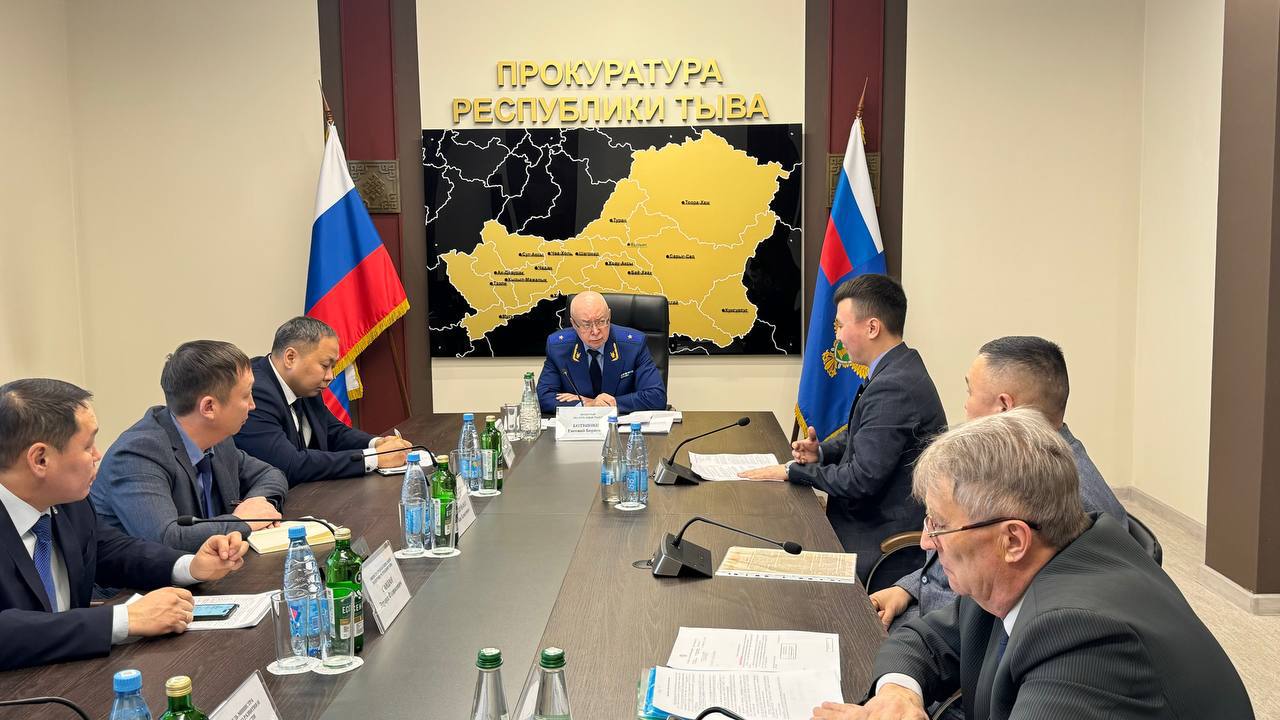 Прокурор республики Ботвинкин Евгений Борисович провел личный прием предпринимателей