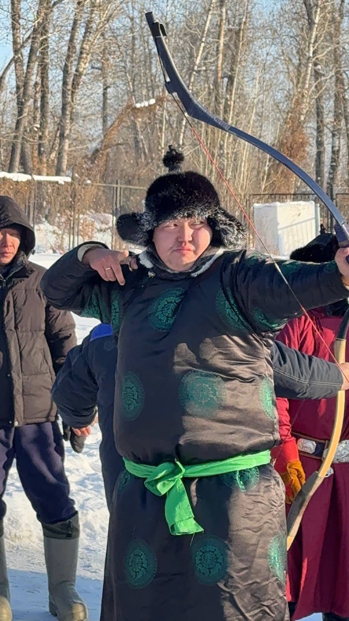 В Туве прошел ежегодный турнир по стрельбе из традиционного лука В Туве прошел ежегодный турнир по стрельбе из традиционного лука