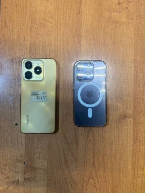 Сотрудники уголовного розыска полиции Кызыла раскрыли кражу двух телефонов из квартиры