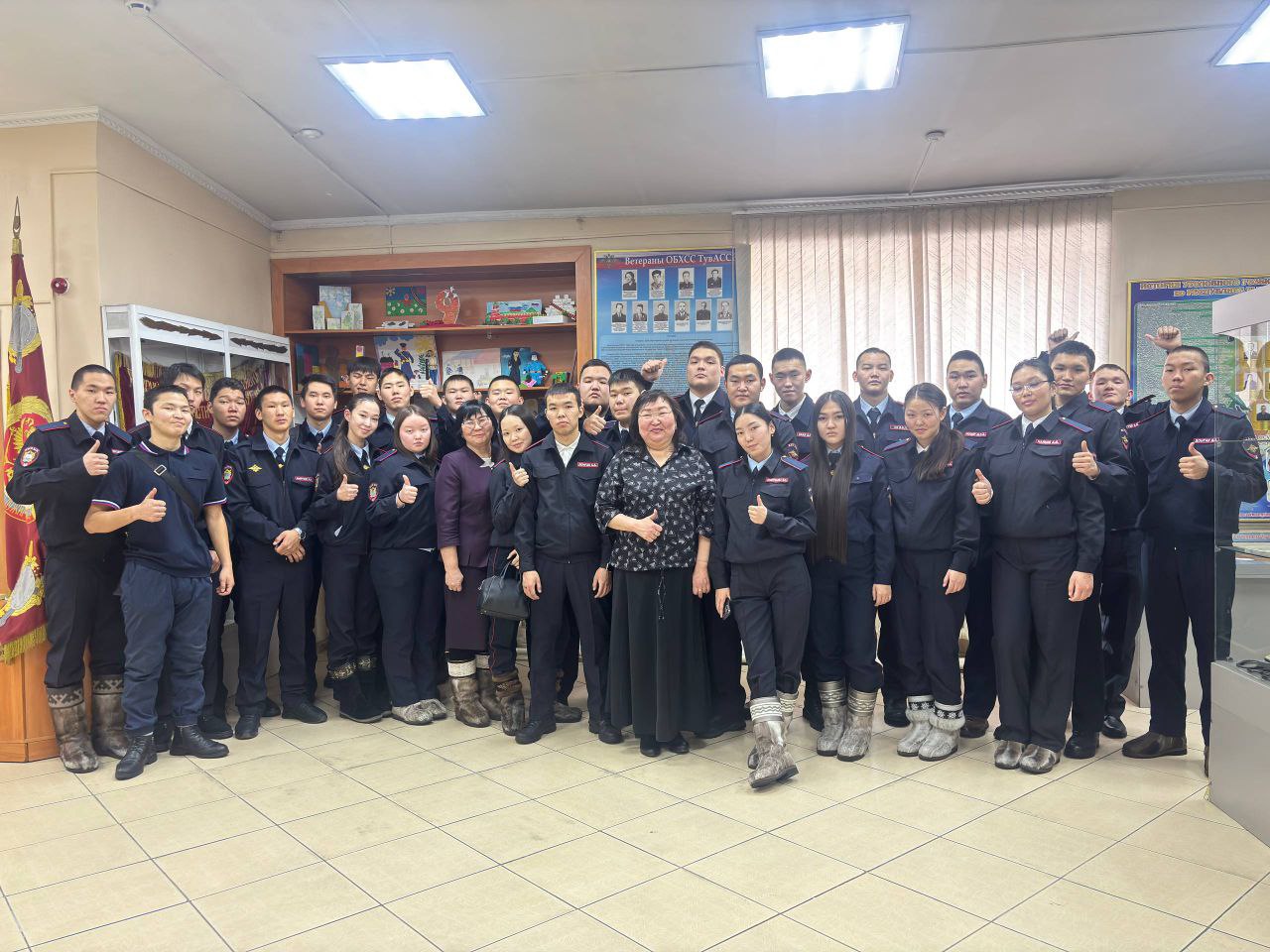 В МВД по Республике Тыва прошла традиционная акция «Студенческий десант» В МВД по Республике Тыва прошла традиционная акция «Студенческий десант»